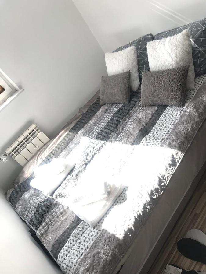 Ferienwohnung Chlodna Warschau Exterior foto
